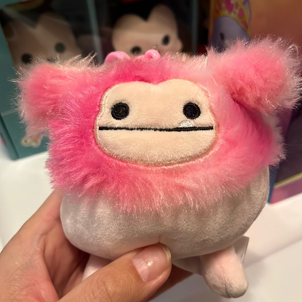 Squishmallows Caparinne the Clip! Only two left! BNWT
